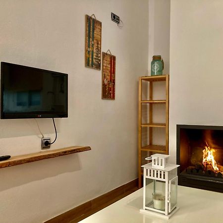 Apartamento Del Rio 피노스제닐 외부 사진