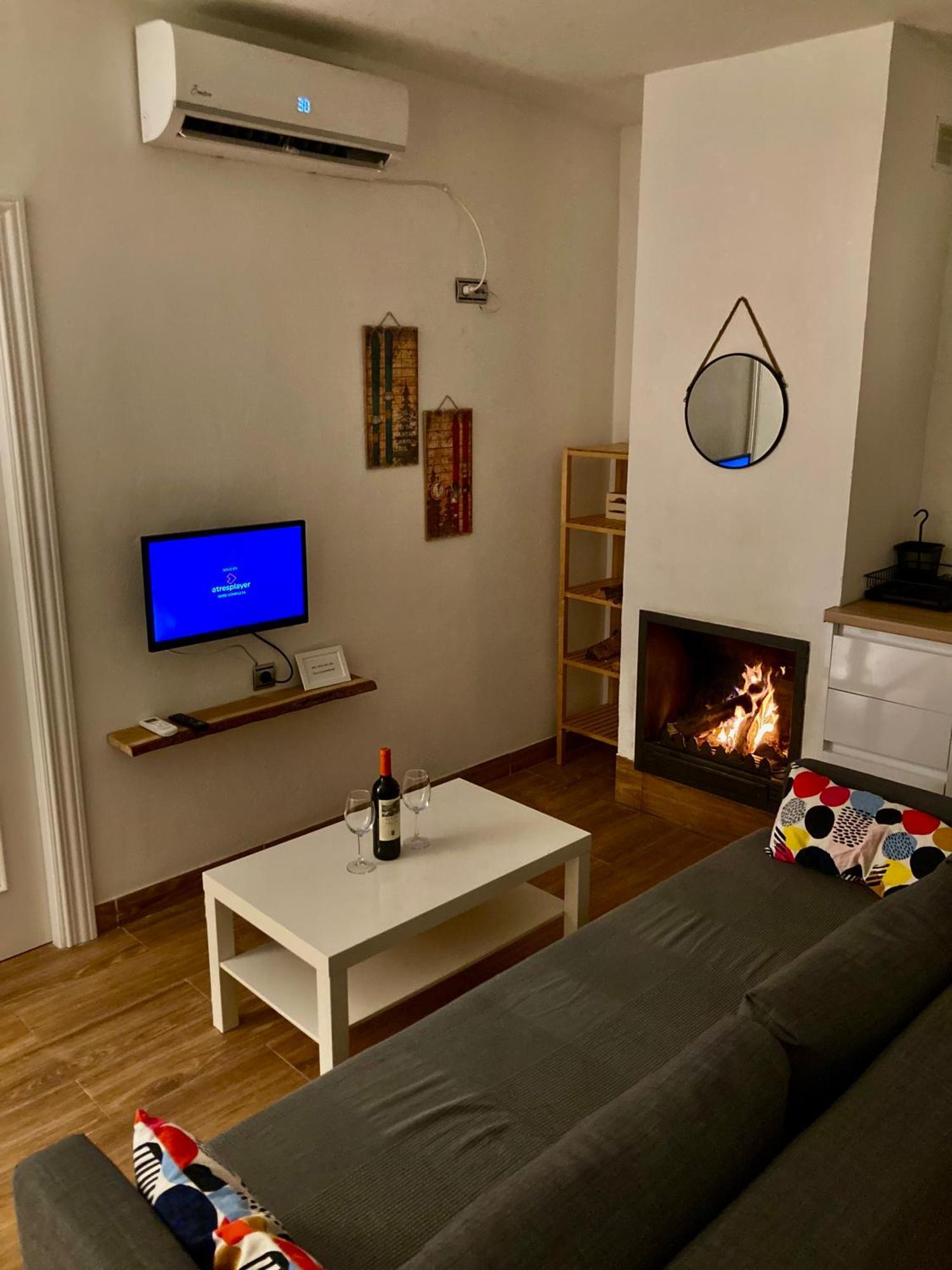 Apartamento Del Rio 피노스제닐 외부 사진