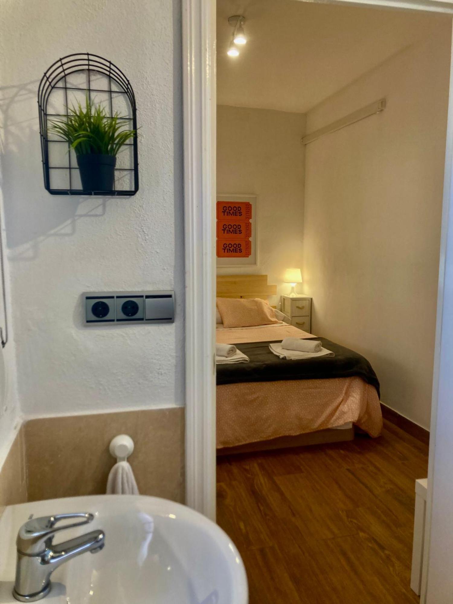Apartamento Del Rio 피노스제닐 외부 사진